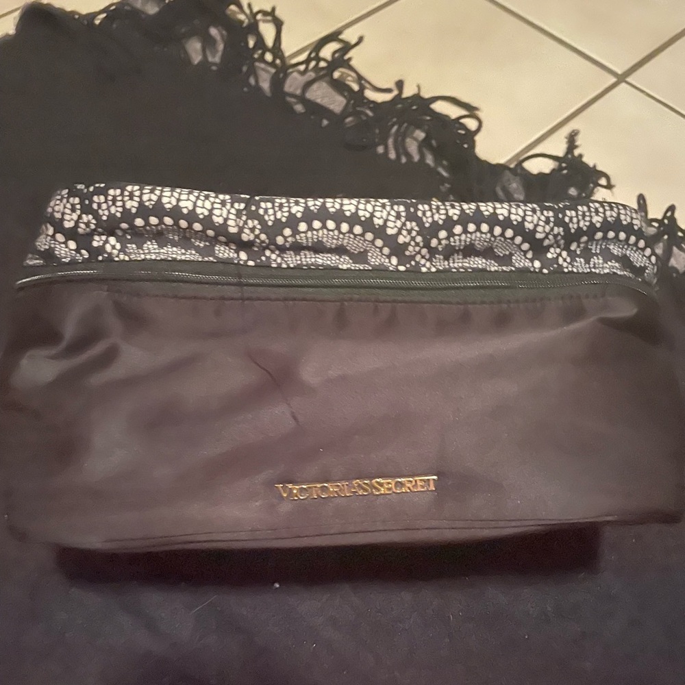 Victoria Secret Train Case